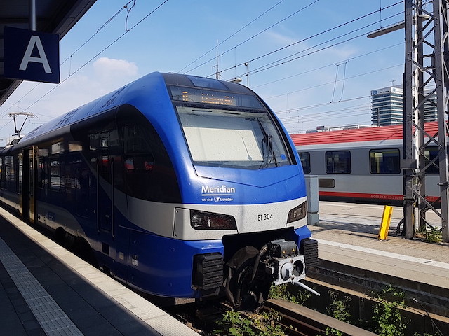 Meridian ET304 at Munich Central Station - Paul Robertson